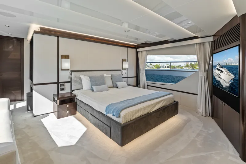 Slide: The Image of Sunseeker 95 Yacht 2024 - 7462982