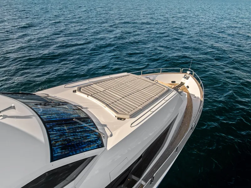 Slide: The Image of Sunseeker 95 Yacht 2024 - 7462864