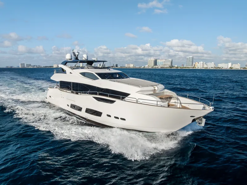 Slide: The Image of Sunseeker 95 Yacht 2024 - 7462858