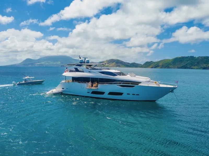Slide: The Image of Sunseeker 95 Yacht 2024 - 6848727