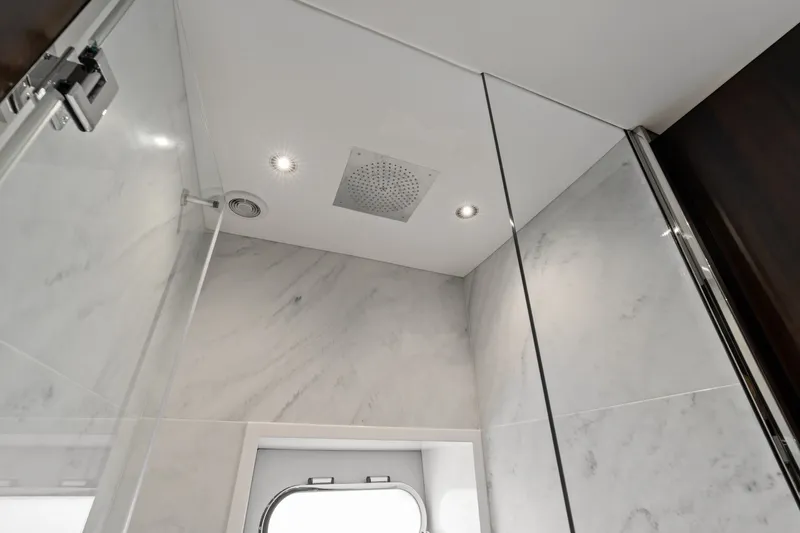 Slide: The Image of Sunseeker 95 Yacht 2024 - 7463037