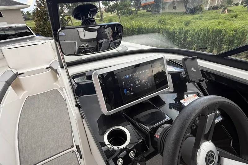 Slide: The Image of Yamaha 24 2025 - 6848873