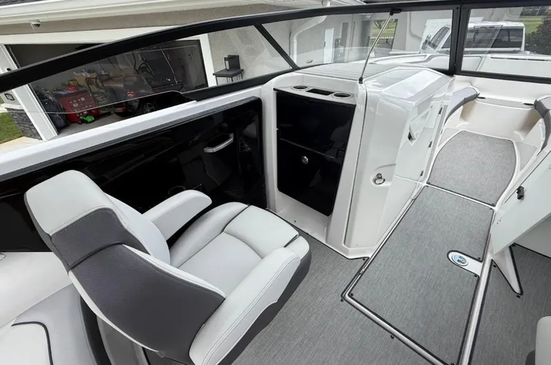 Slide: The Image of Yamaha 24 2025 - 6848861