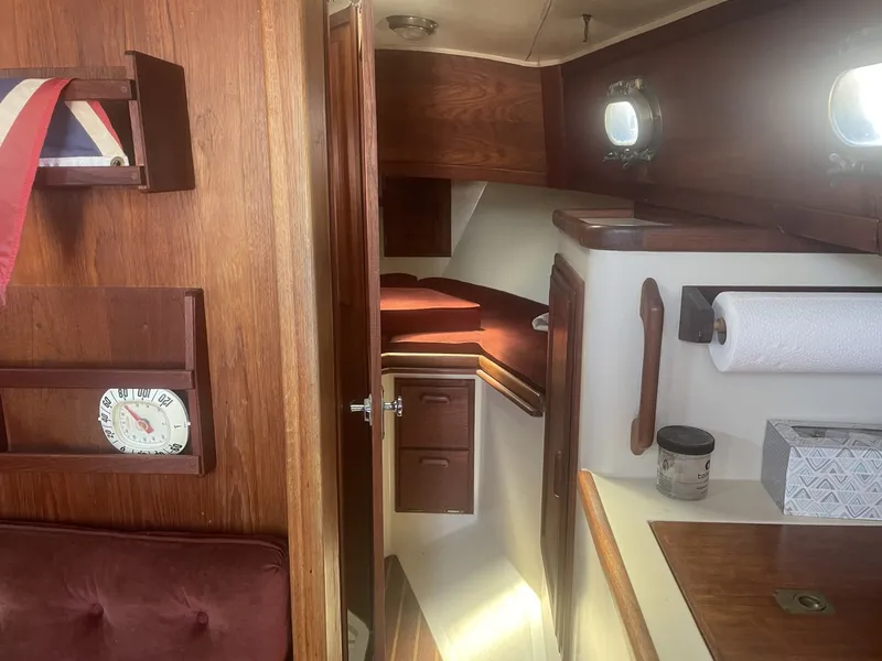 Slide: The Image of Pacific Seacraft Orion 27 1981 - 6849305