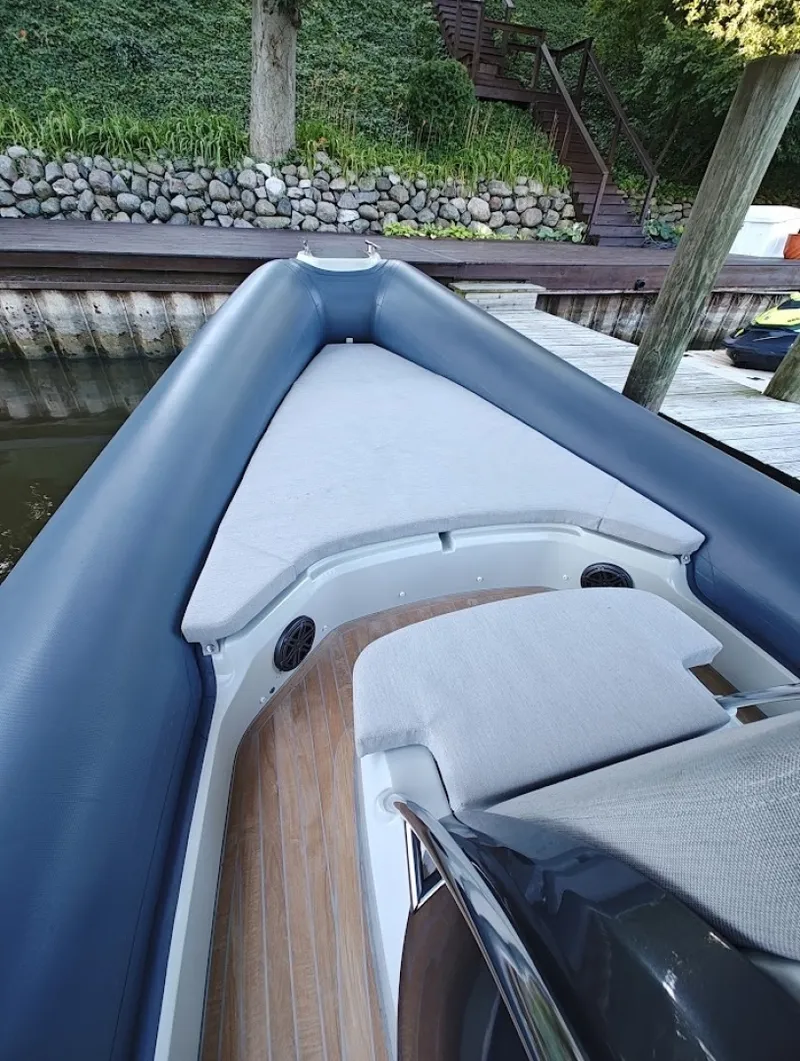 Slide: The Image of Bow Cushion / Storage - 6849333