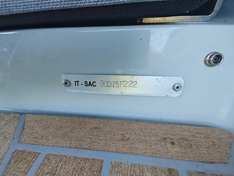 Slide: The Image of Hull Number - 6849339