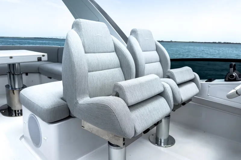 Slide: The Image of Azimut FLY 53 2025 - 6851109