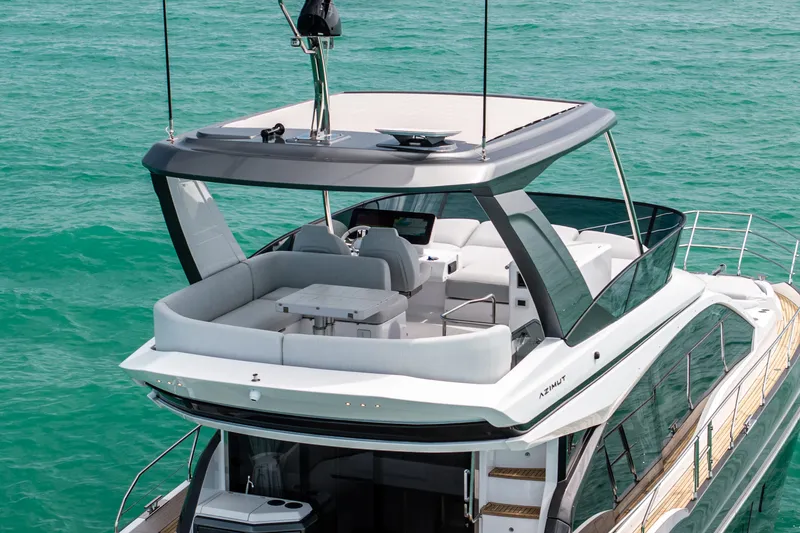 Slide: The Image of Azimut FLY 53 2025 - 6851066