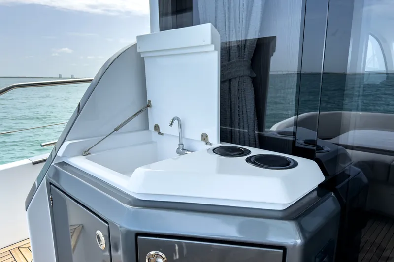 Slide: The Image of Azimut FLY 53 2025 - 6851069