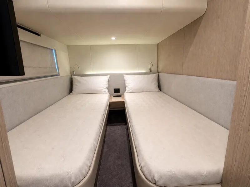 Slide: The Image of Azimut FLY 53 2025 - 7519456