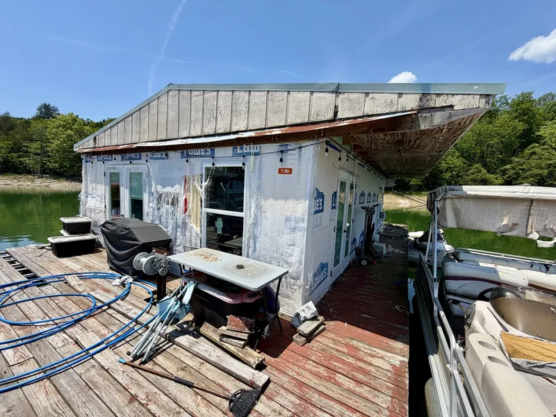 Slide: The Image of Custom 22 x 30 Floating Cabin - Approx 660sqft 2000 - 6852249