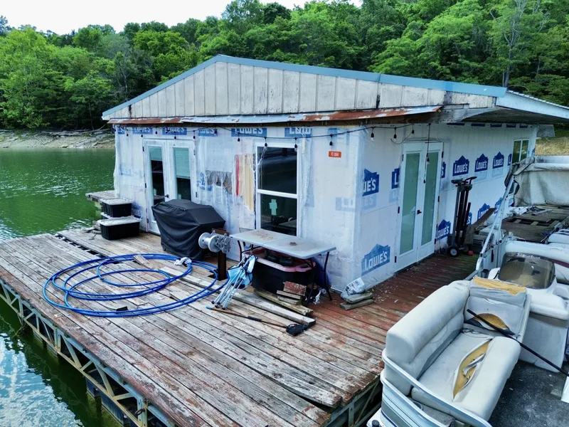 Slide: The Image of Custom 22 x 30 Floating Cabin - Approx 660sqft 2000 - 6852200