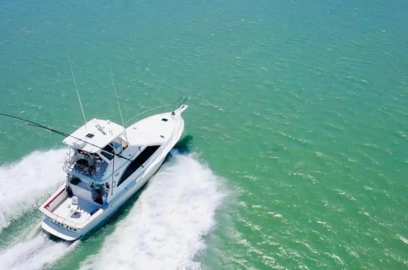 Slide: The Image of Ocean 42 super sport 1995 - 6852288