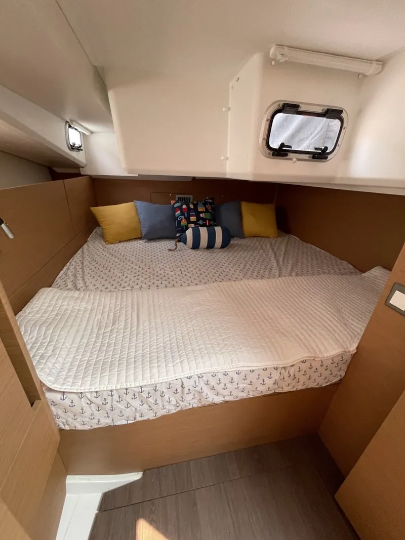 Slide: The Image of Jeanneau Sun Odyssey 440 2024 - 6853036