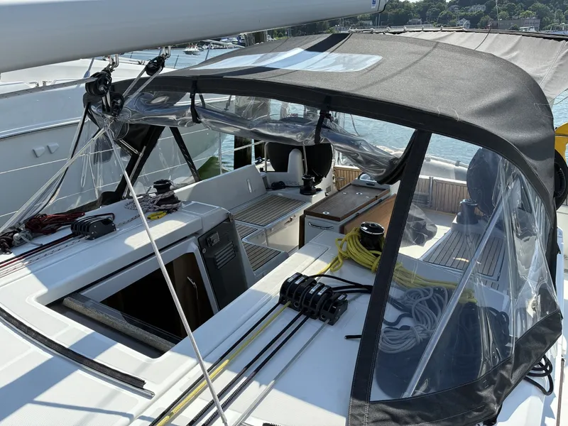 Slide: The Image of Jeanneau Sun Odyssey 440 2024 - 6853019