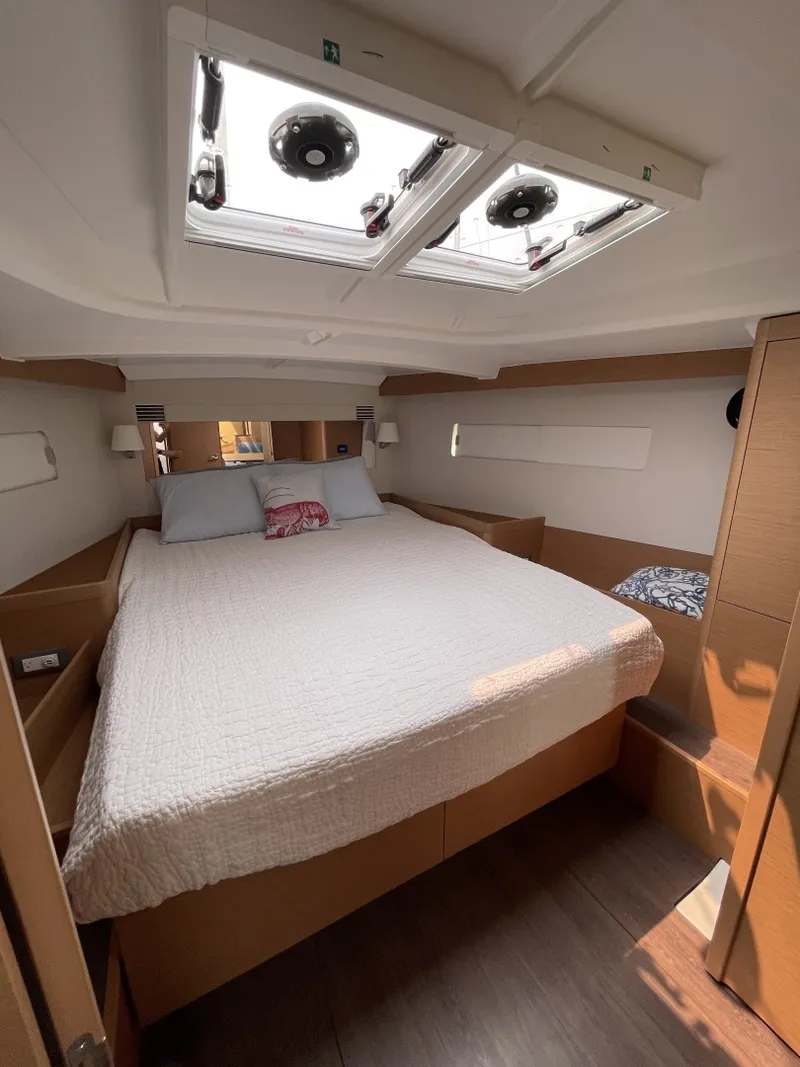 Slide: The Image of Jeanneau Sun Odyssey 440 2024 - 6853032