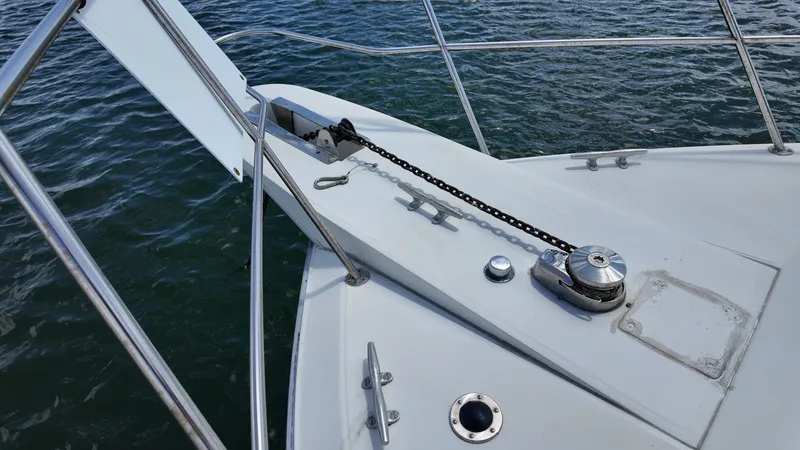 Slide: The Image of Sea Ray 410 Aft Cabin 1987 - 6853385