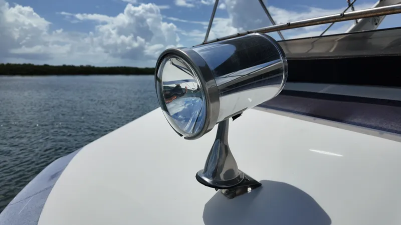 Slide: The Image of Sea Ray 410 Aft Cabin 1987 - 6853386