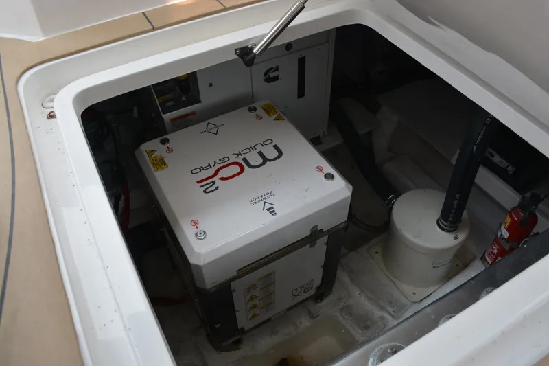 Slide: The Image of NX Boats 350 Maximus 2027 - 6854140