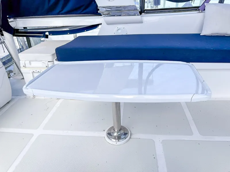 Slide: The Image of DeFever 49 Flybridge table - 7404387