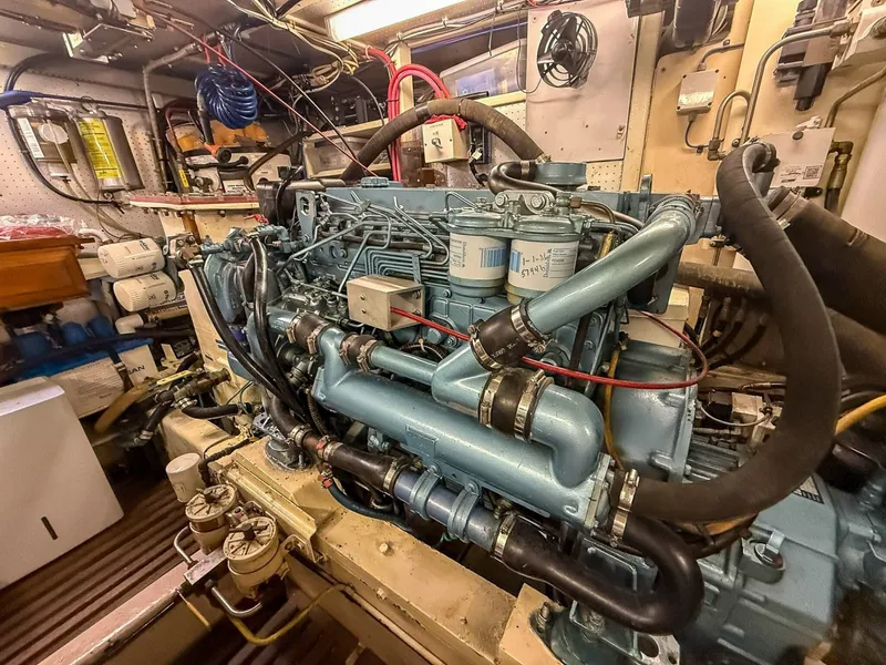 Slide: The Image of DeFever 49 Port Engine - 7404459