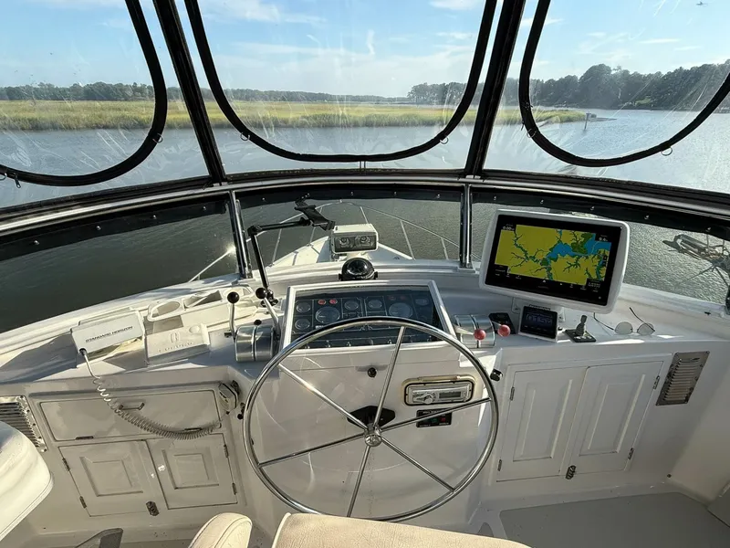 Slide: The Image of DeFever 49 Flybridge helm - 7404389