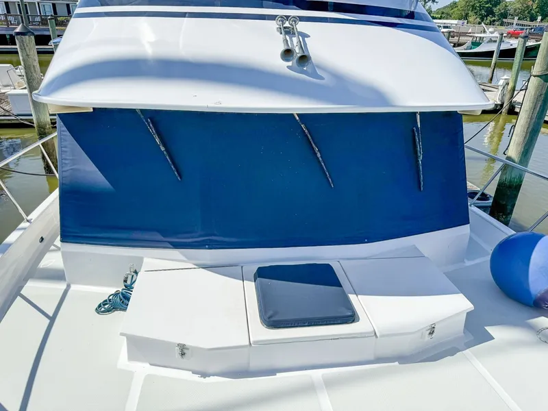 Slide: The Image of DeFever 49 window/hatch/storage - 7404405