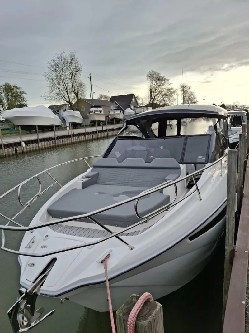Slide: The Image of NX Boats 360 Sport Coupe 2026 - 6863418