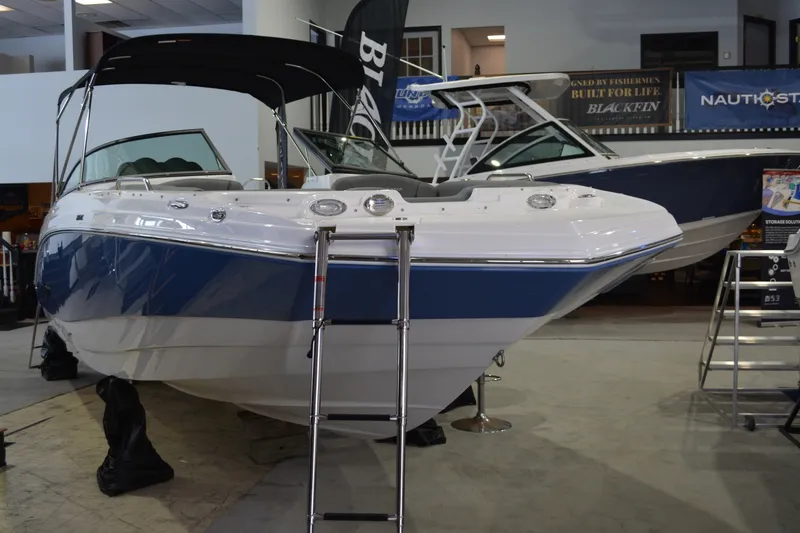 Slide: The Image of NauticStar 243 DC 2026 - 6863435