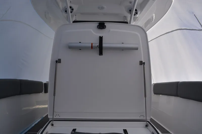 Slide: The Image of NauticStar 332 Offshore 2026 - 6863547