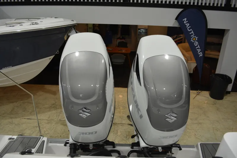 Slide: The Image of NauticStar 332 Offshore 2026 - 6863531
