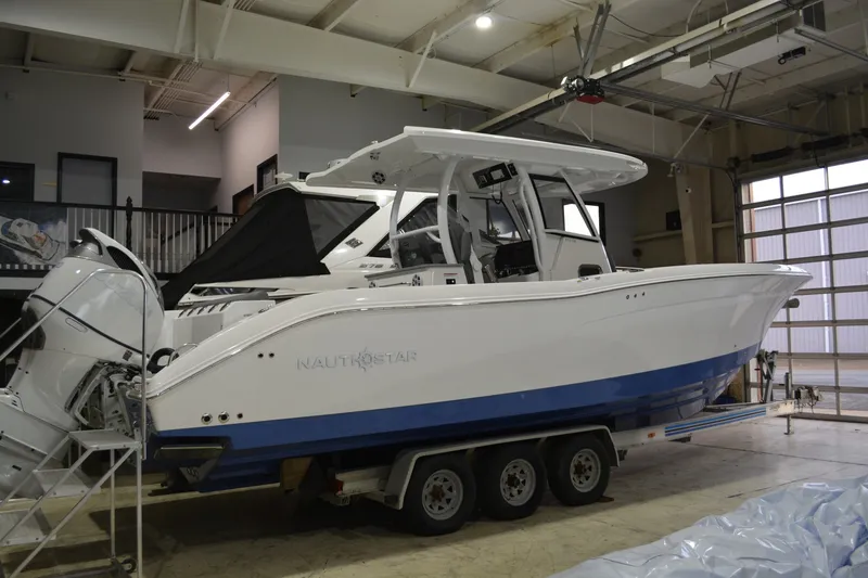 Slide: The Image of NauticStar 332 Offshore 2026 - 6863523