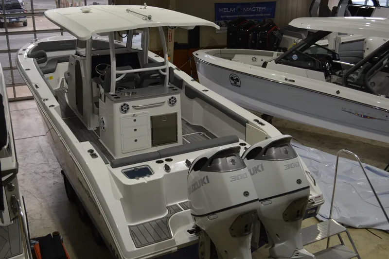 Slide: The Image of NauticStar 332 Offshore 2026 - 6863521