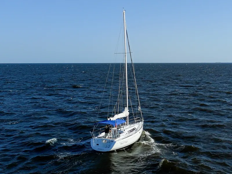 Slide: The Image of Beneteau Oceanis 34 2011 - 6930655