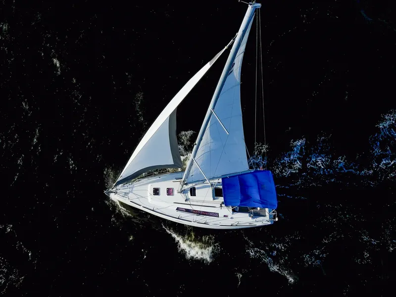 Slide: The Image of Beneteau Oceanis 34 2011 - 6930636