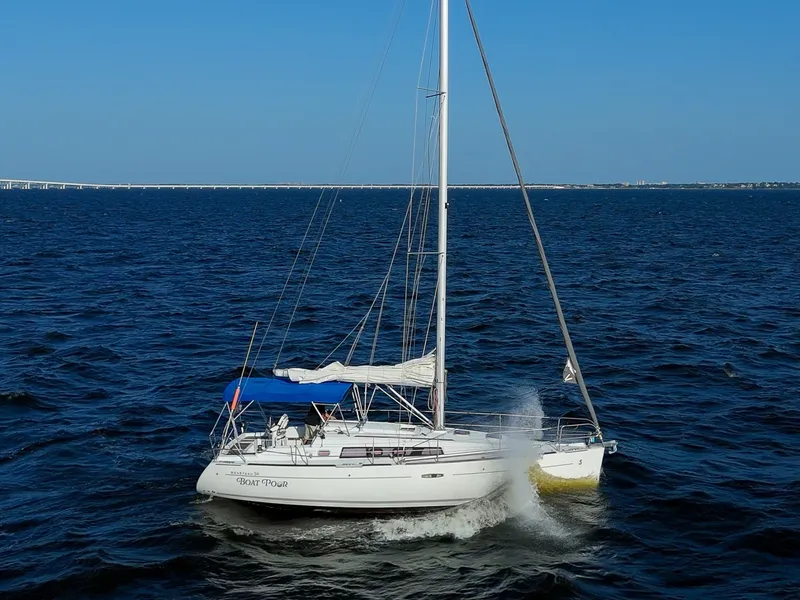 Slide: The Image of Beneteau Oceanis 34 2011 - 6930652