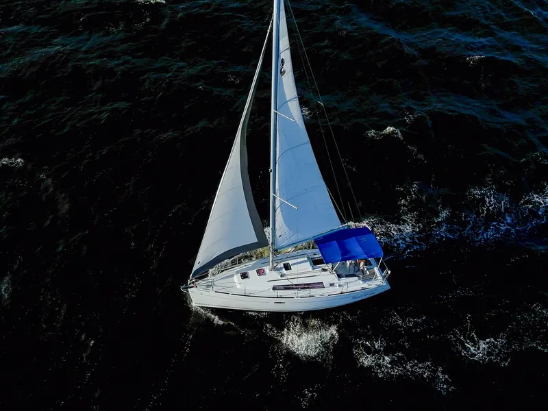 Slide: The Image of Beneteau Oceanis 34 2011 - 6930640