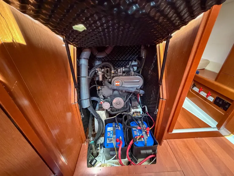 Slide: The Image of Beneteau Oceanis 34 2011 - 6863586