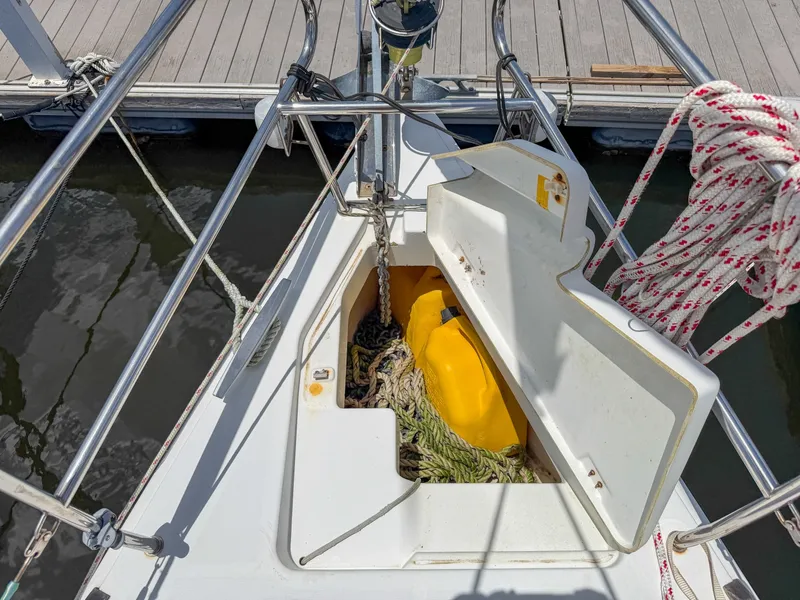 Slide: The Image of Beneteau Oceanis 34 2011 - 6863612