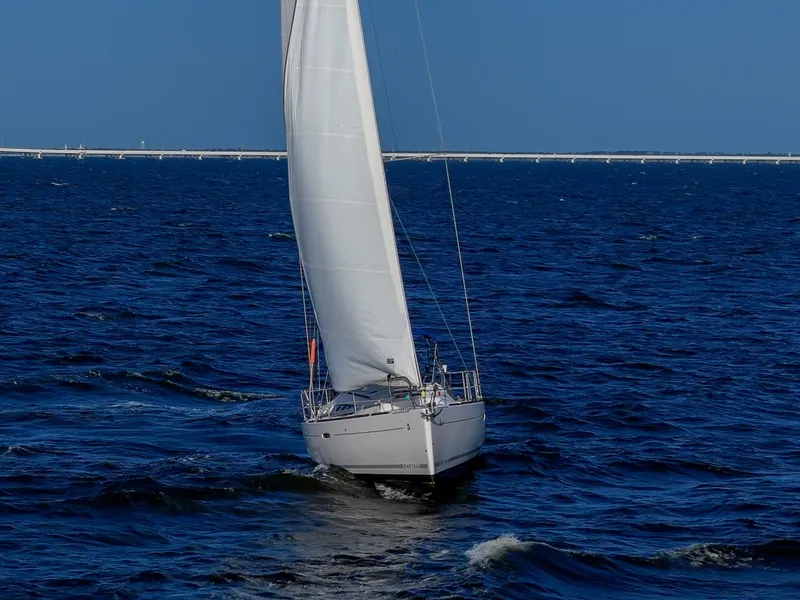 Slide: The Image of Beneteau Oceanis 34 2011 - 6930645