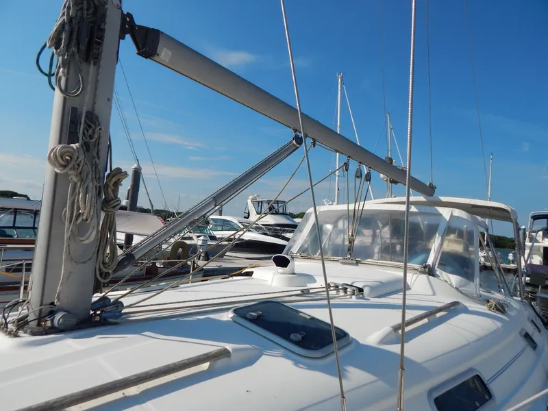 Slide: The Image of Beneteau Oceanis 381 1999 - 6885950