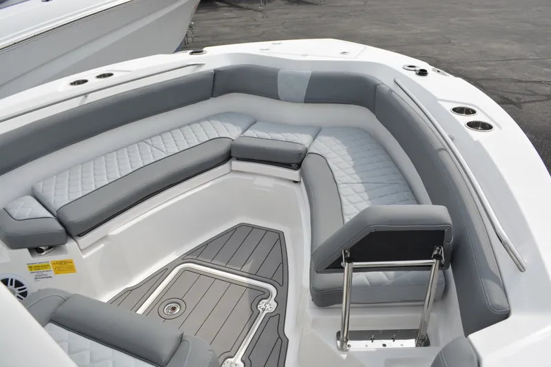 Slide: The Image of NauticStar 242 Offshore 2026 - 6866366