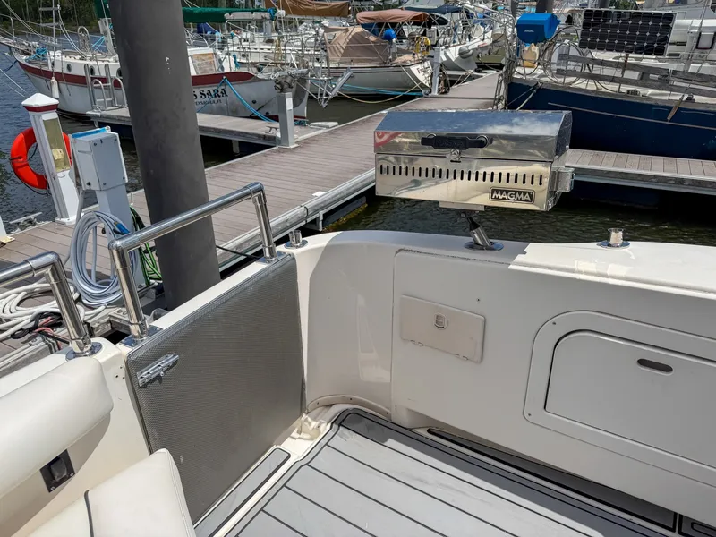 Slide: The Image of Sea Ray 450 Sundancer 1997 - 6866545