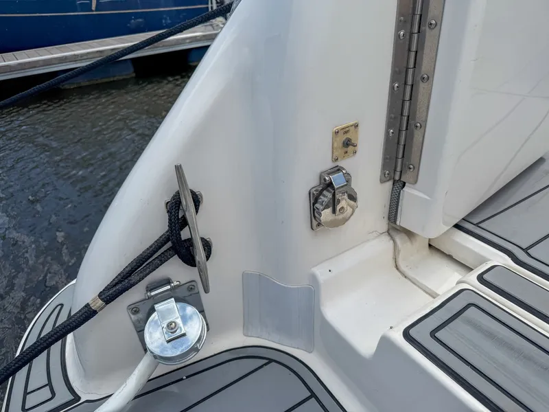 Slide: The Image of Sea Ray 450 Sundancer 1997 - 6866543