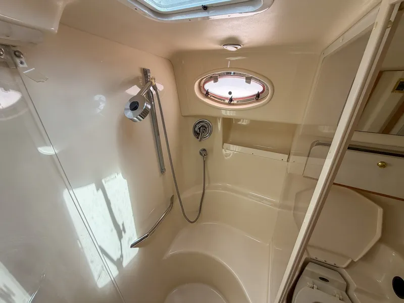 Slide: The Image of Sea Ray 450 Sundancer 1997 - 6866587