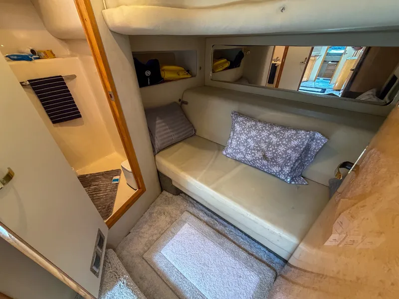 Slide: The Image of Sea Ray 450 Sundancer 1997 - 6866578