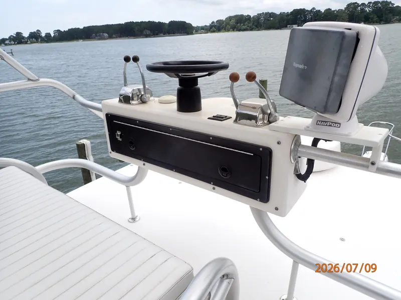 Slide: The Image of 30' Pursuit tower helm - 6868785