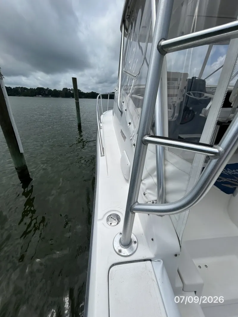 Slide: The Image of 30' Pursuit port side deck2 - 6868776