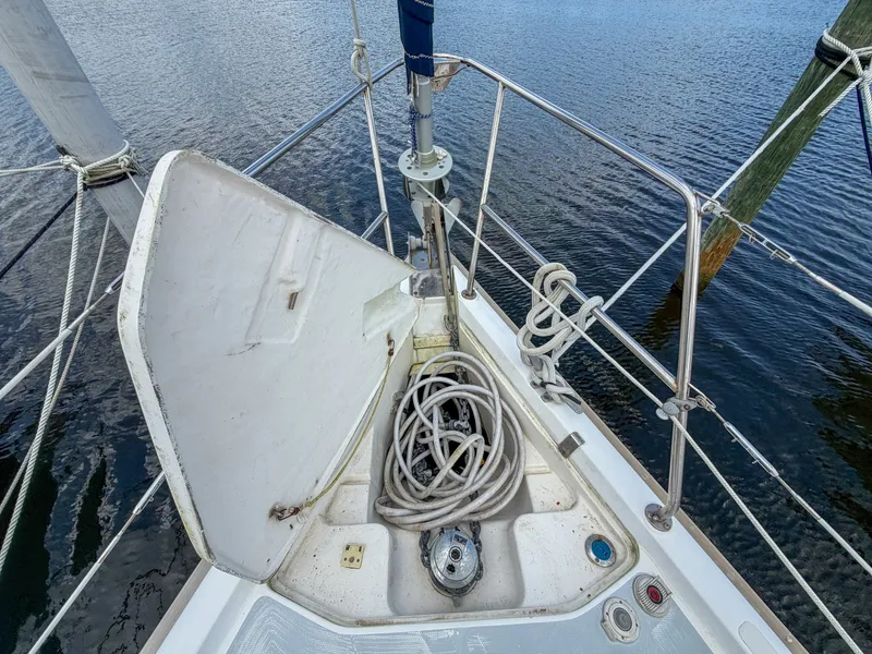 Slide: The Image of Hunter 380 1999 - 6868810