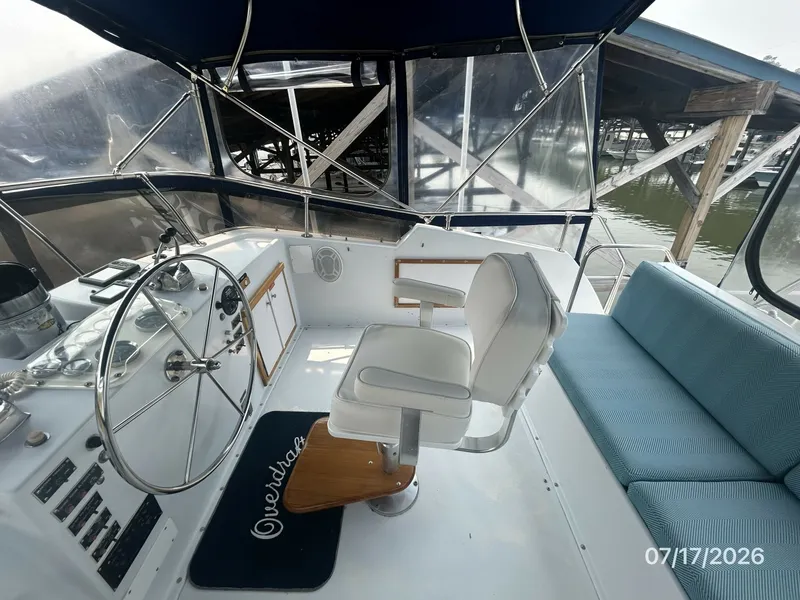 Slide: The Image of 48' Hatteras flybridge starboard - 6885870